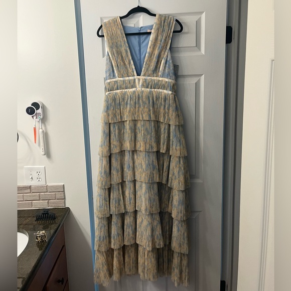 Nordstrom Blue and Gold Tiered Maxi Dress - threedaughtersproperties.com Nordstrom Blue and Gold Tiered Maxi Dress - threedaughtersproperties.com